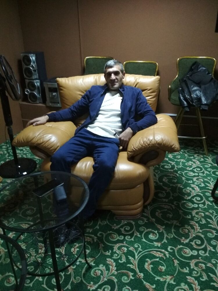  ,   Mamikon, 35 ,  