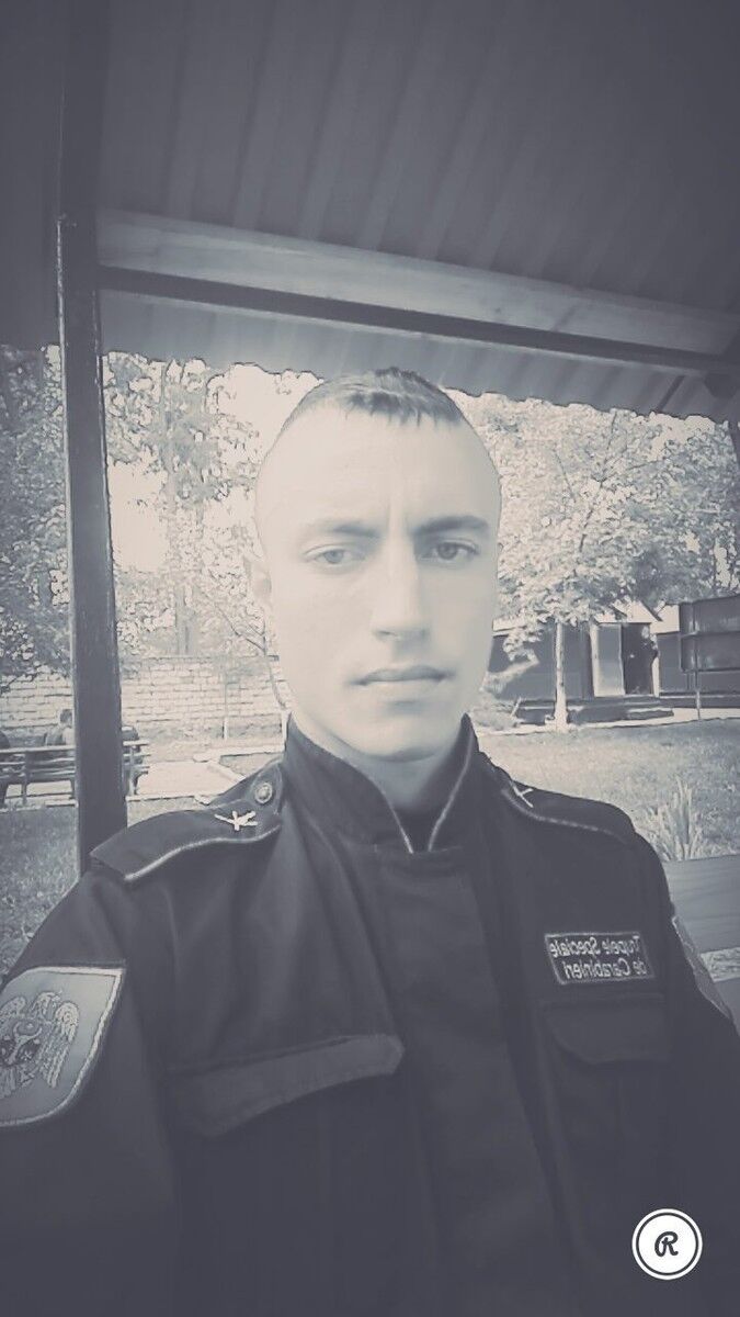  12876520  Mihai, 26 ,    