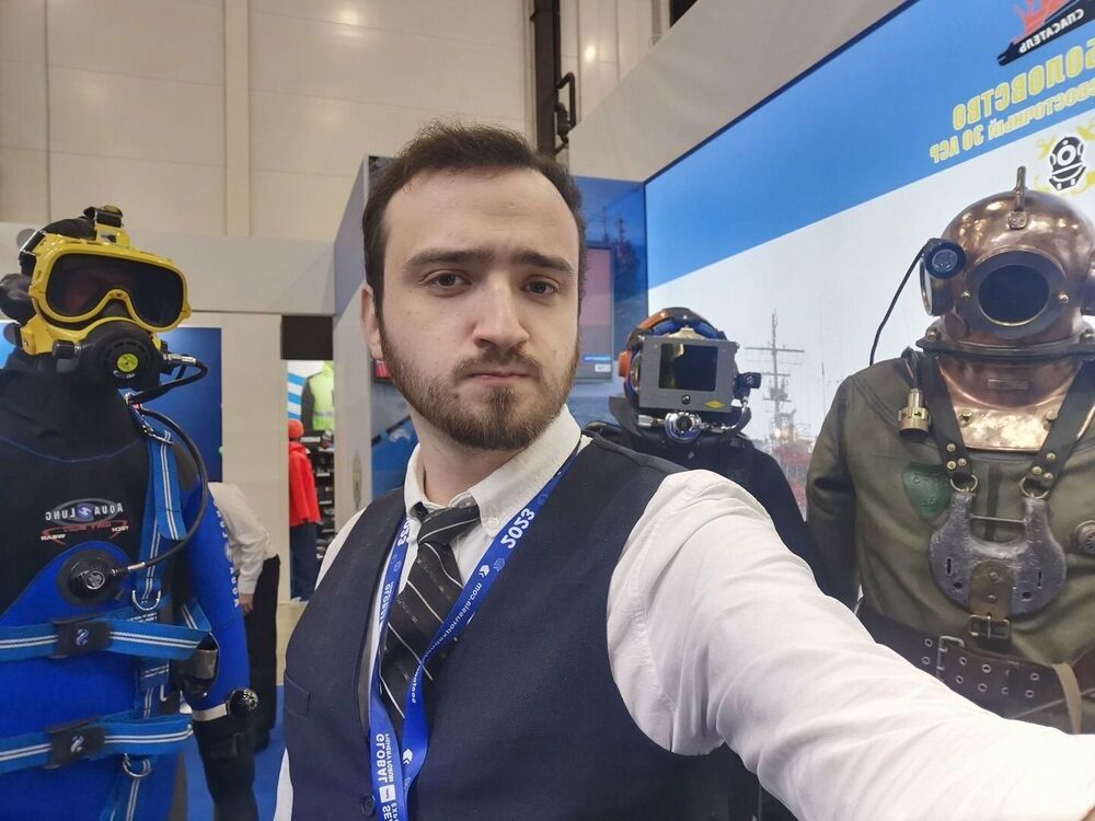  38221410  , 27 ,    -