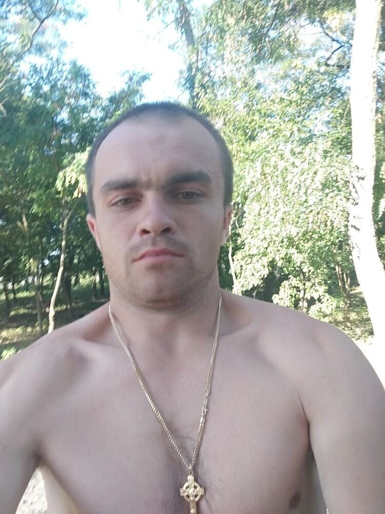  ,   Yriy, 35 ,   ,   , c , 