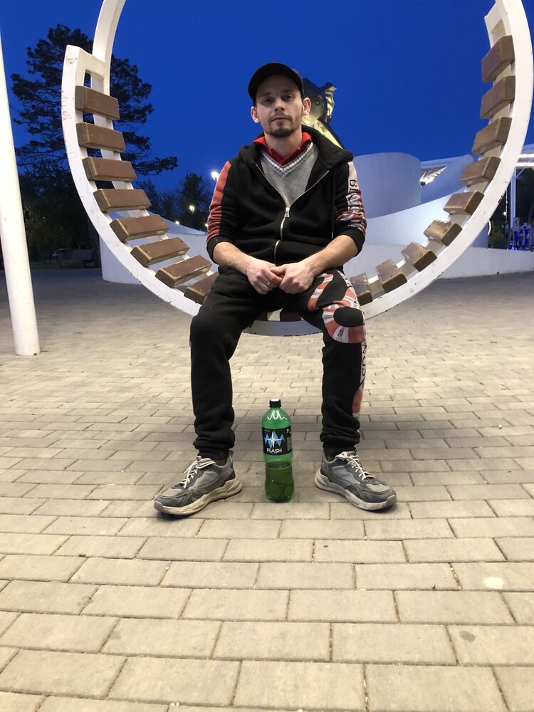  52481180  Evgeny, 29 ,    