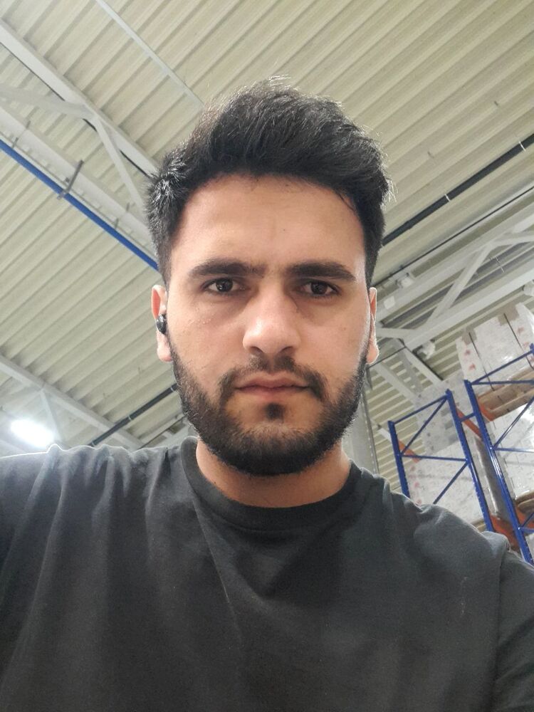  29353700  Hakim, 29 ,    