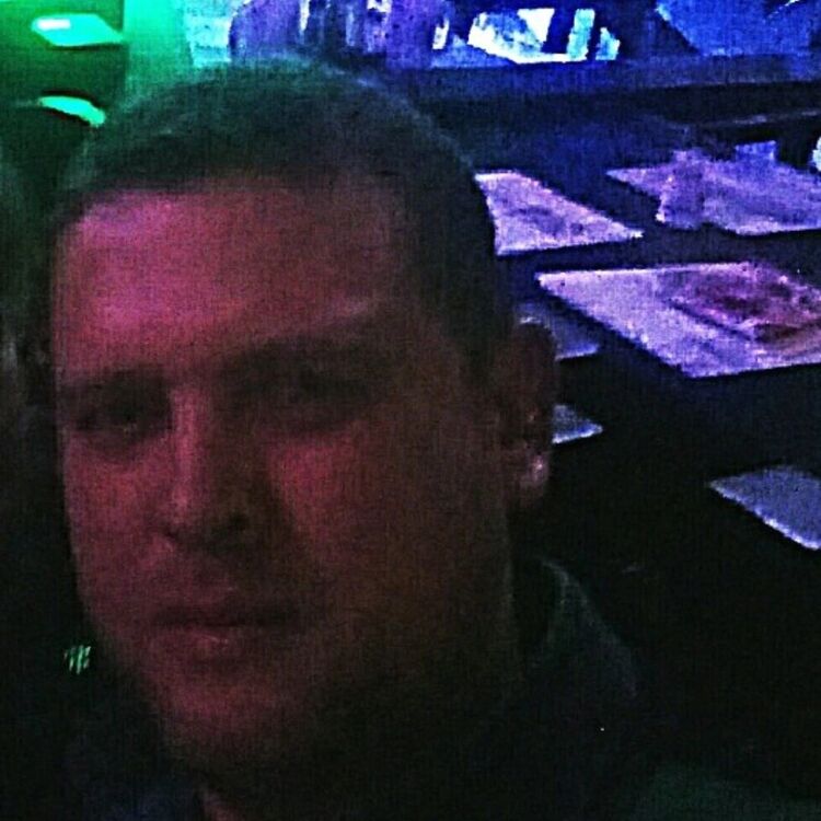  28285970  Ruslan, 42 ,    