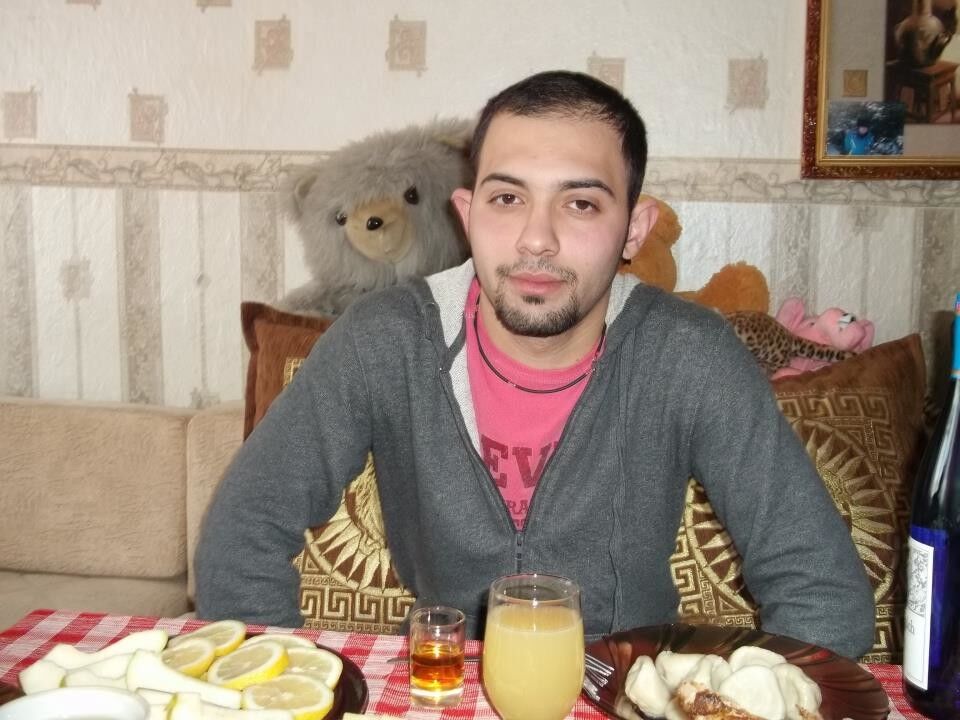  ,   Brendon, 37 ,   ,   , c 