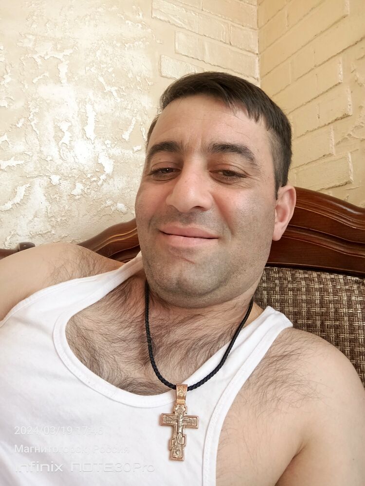  42941060  Garik, 39 ,    