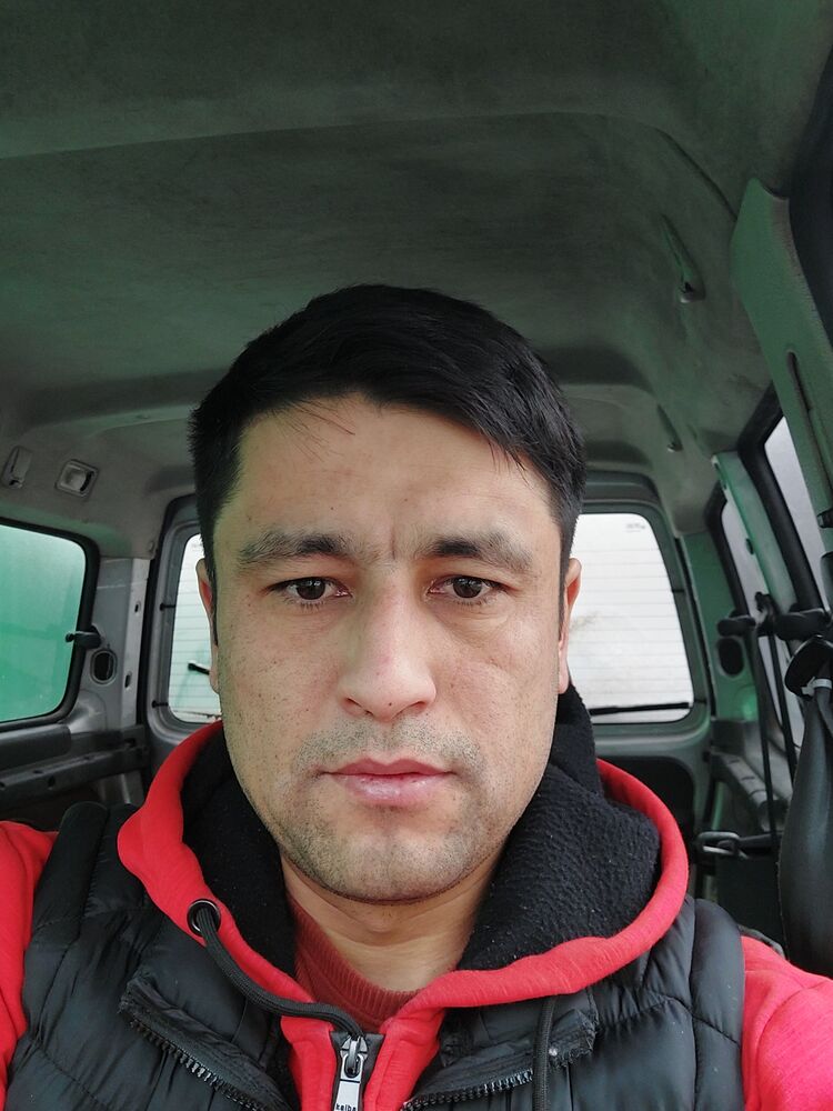  ,   Bek, 37 ,   ,   