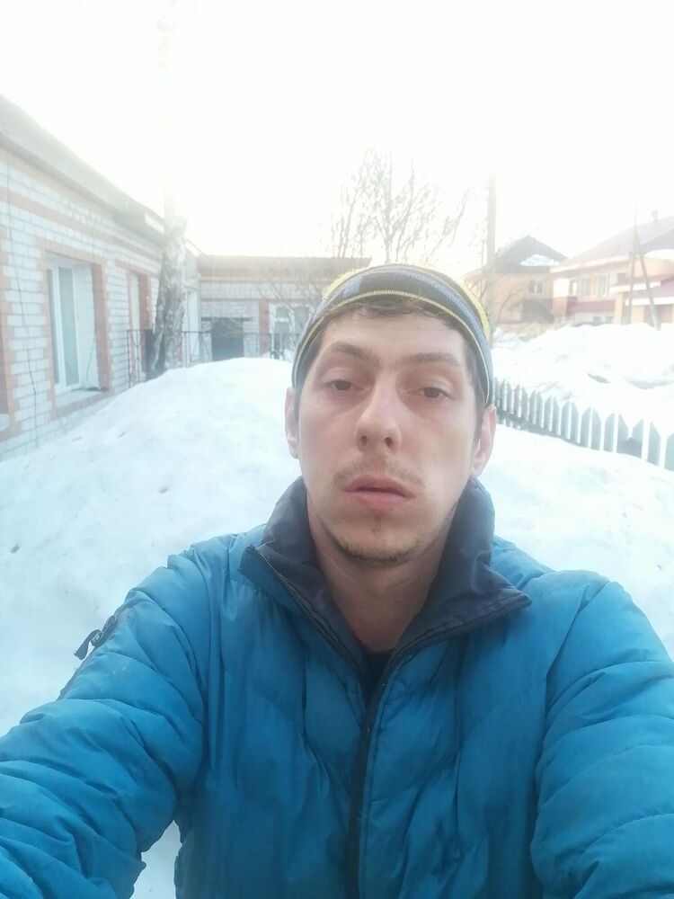  25835290  Alexey, 32 ,    