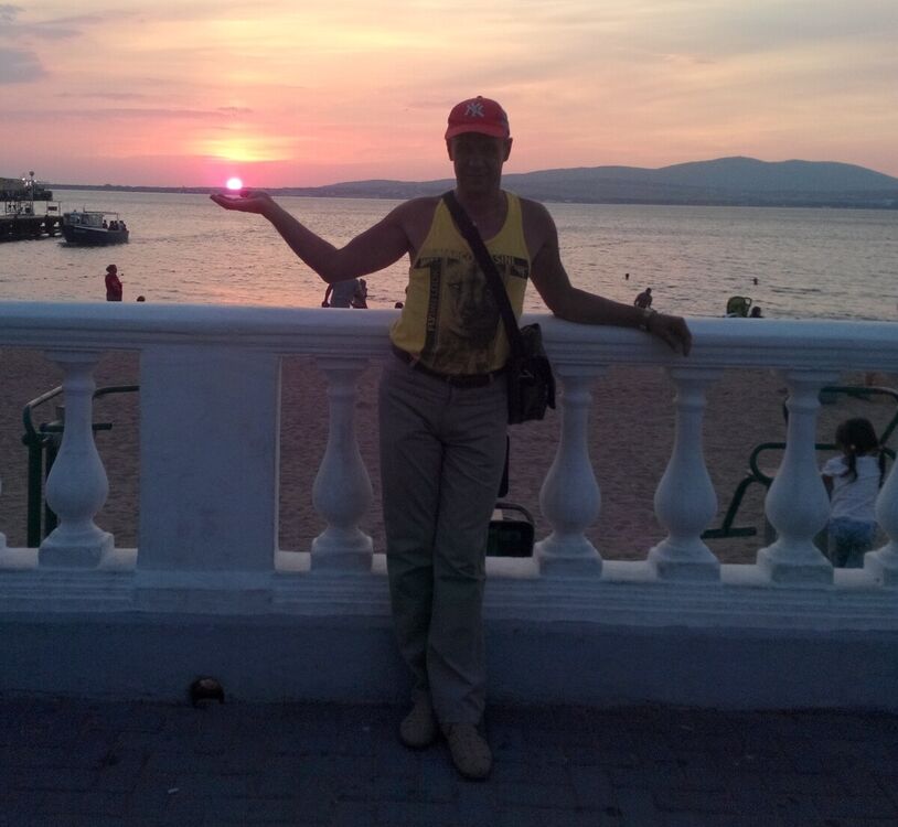  ,   Vlad, 55 ,   