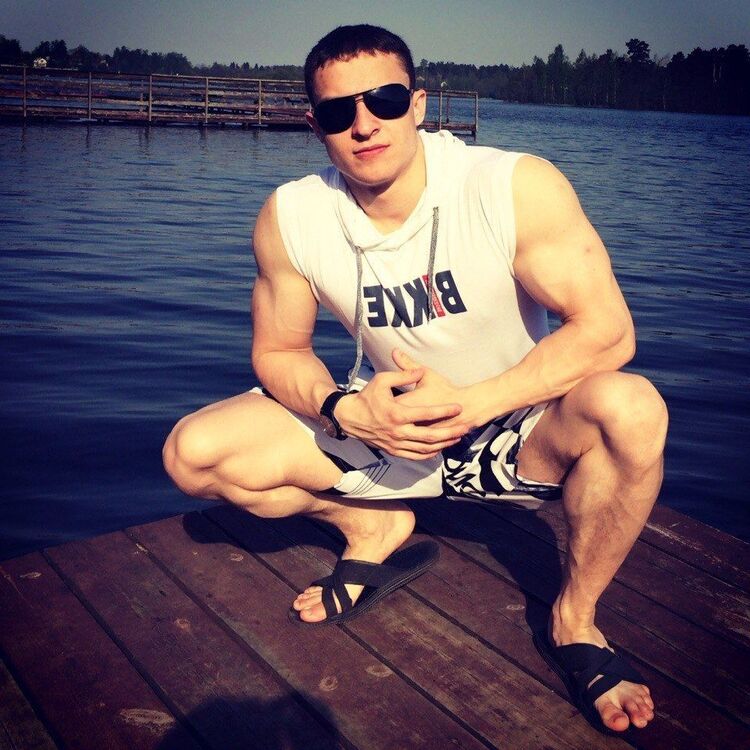  ,   Vadik, 22 ,   ,   
