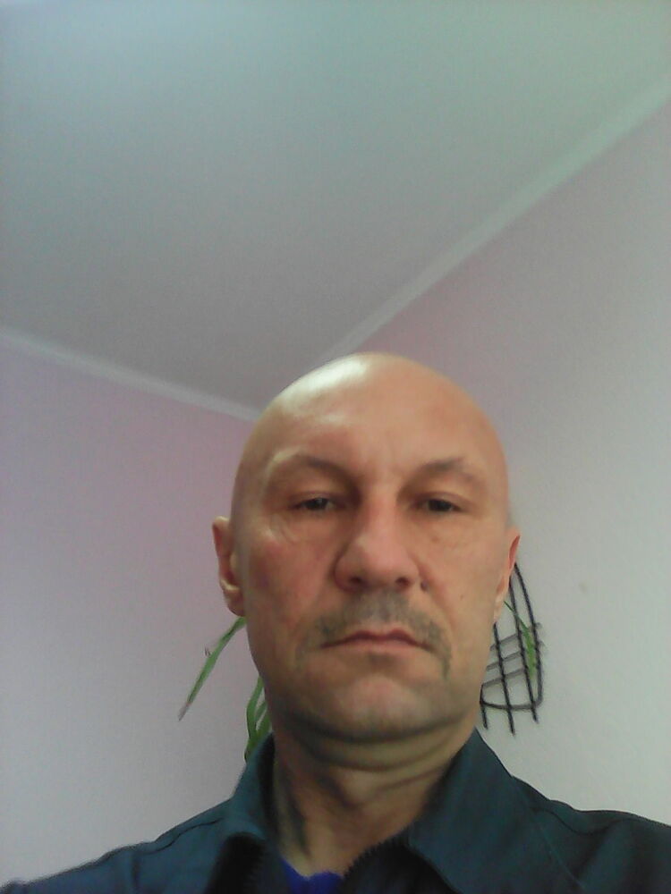  8978420  , 58 ,    