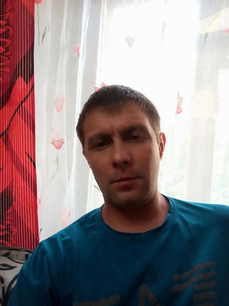  -,   Pavel, 38 ,   ,   , c 