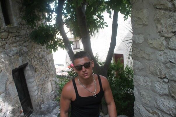  5634400  Leonid, 34 ,    