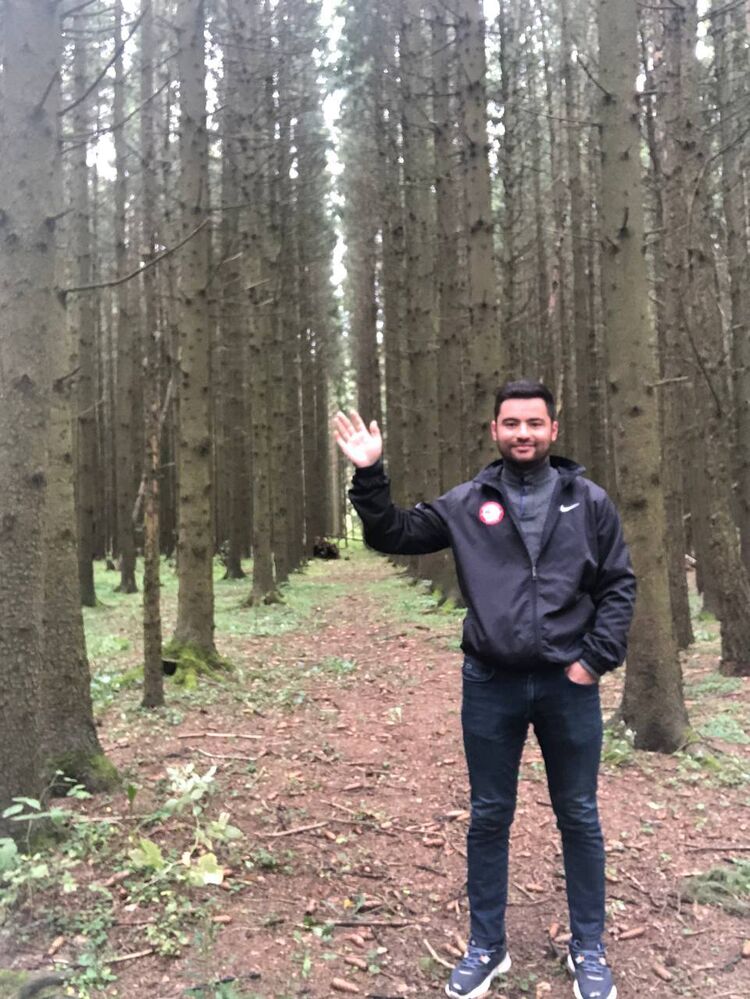  23832830  Burger, 31 ,    