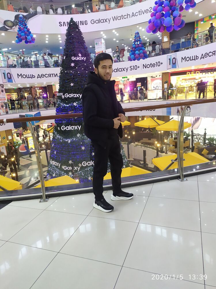  -,   Ali, 28 ,   ,   