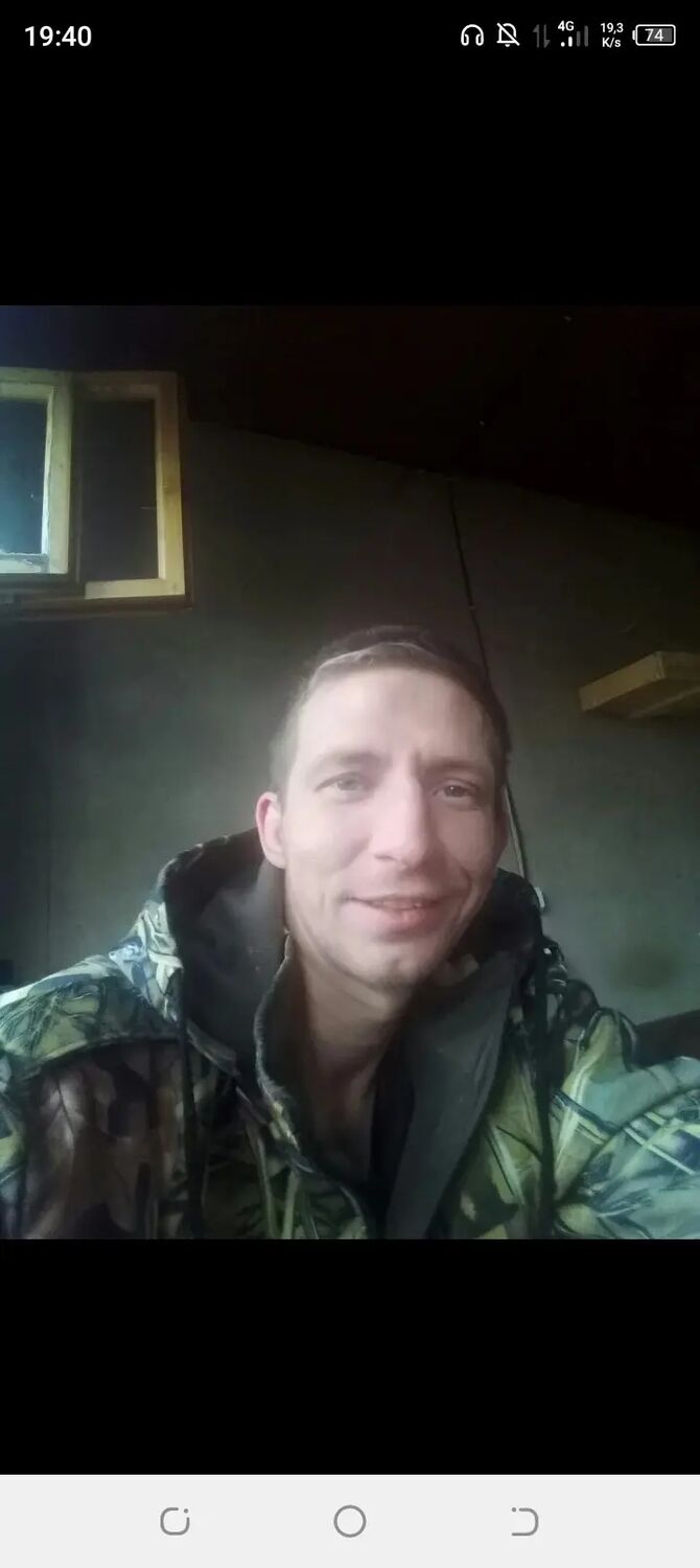 45745070  Deniska, 38 ,    