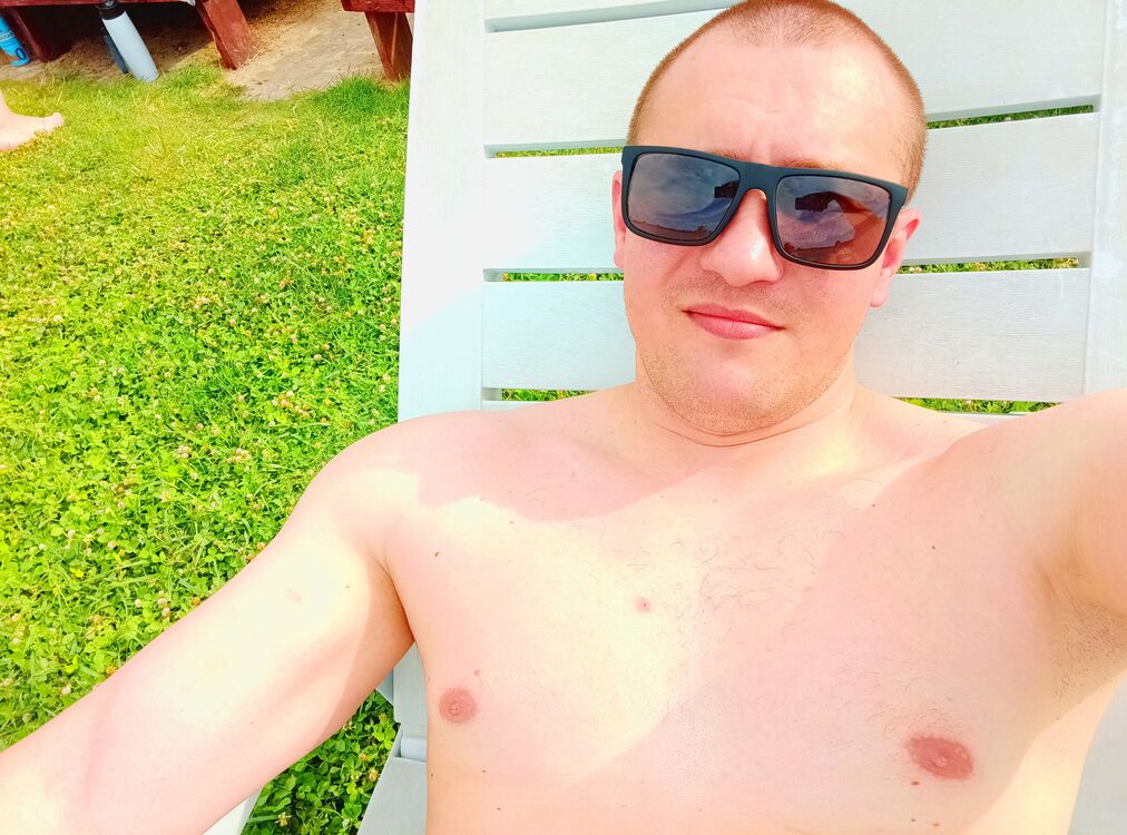  ,   Georgy, 33 ,   ,   