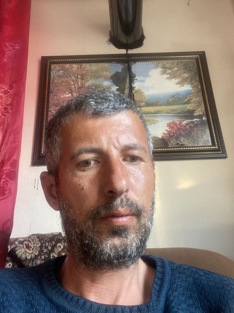 34383380  Kemal, 46 ,    
