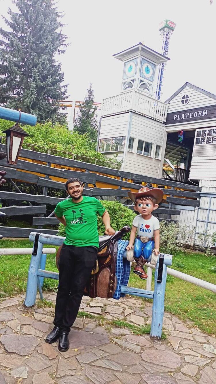  43817920  Elchin, 31 ,    -