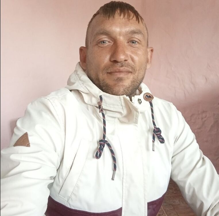  54240510  Vano, 27 ,    