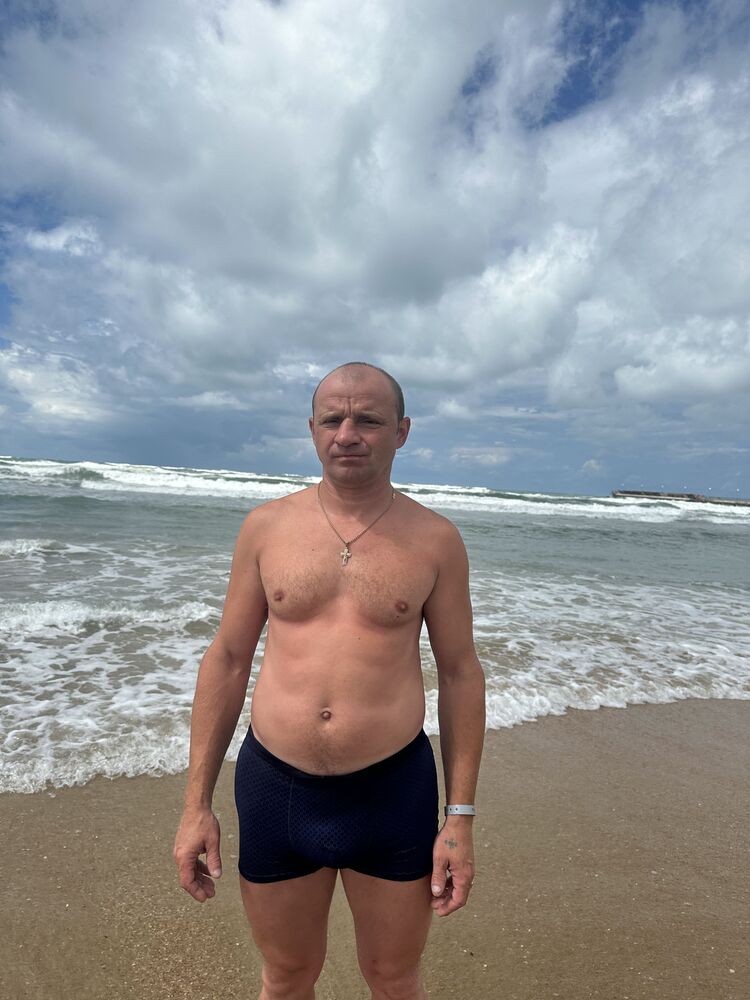  ,   Valera, 43 ,   ,   , c 