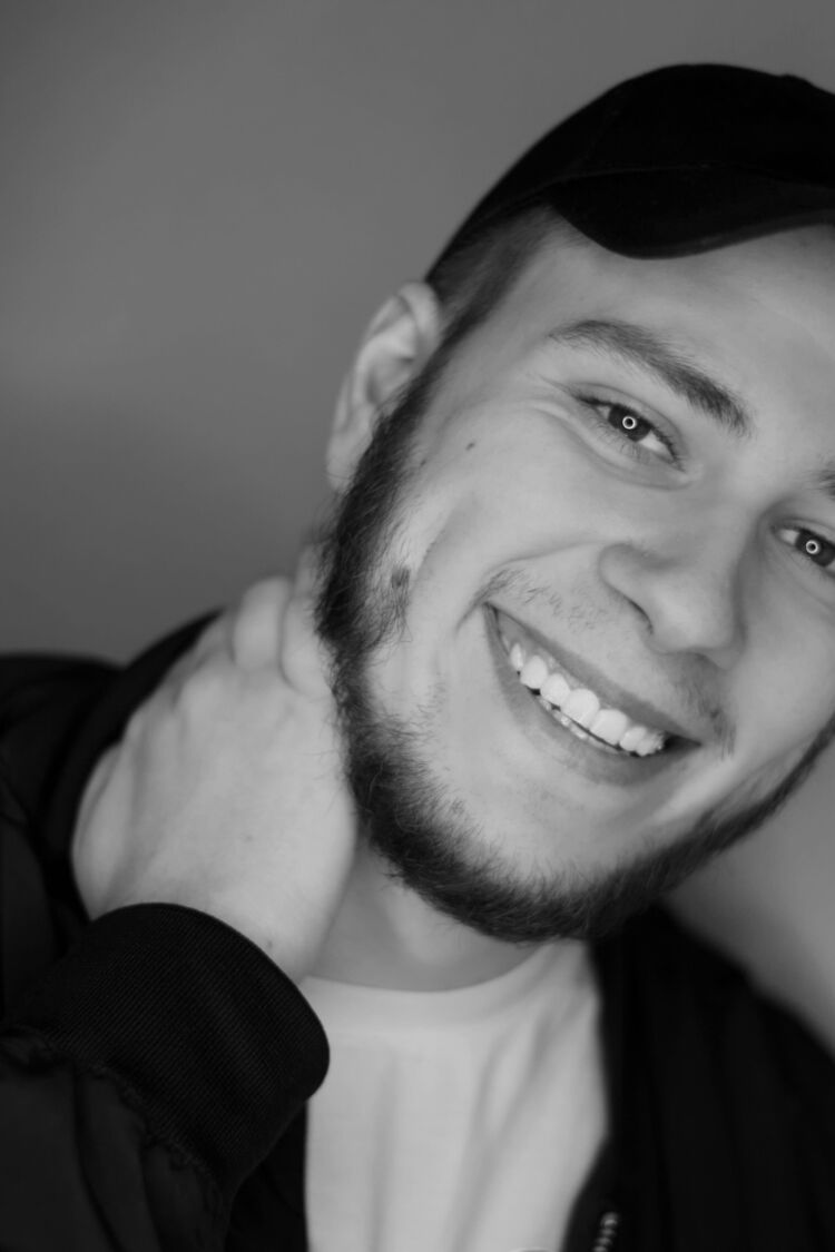  ,   Iosif, 27 ,   ,   