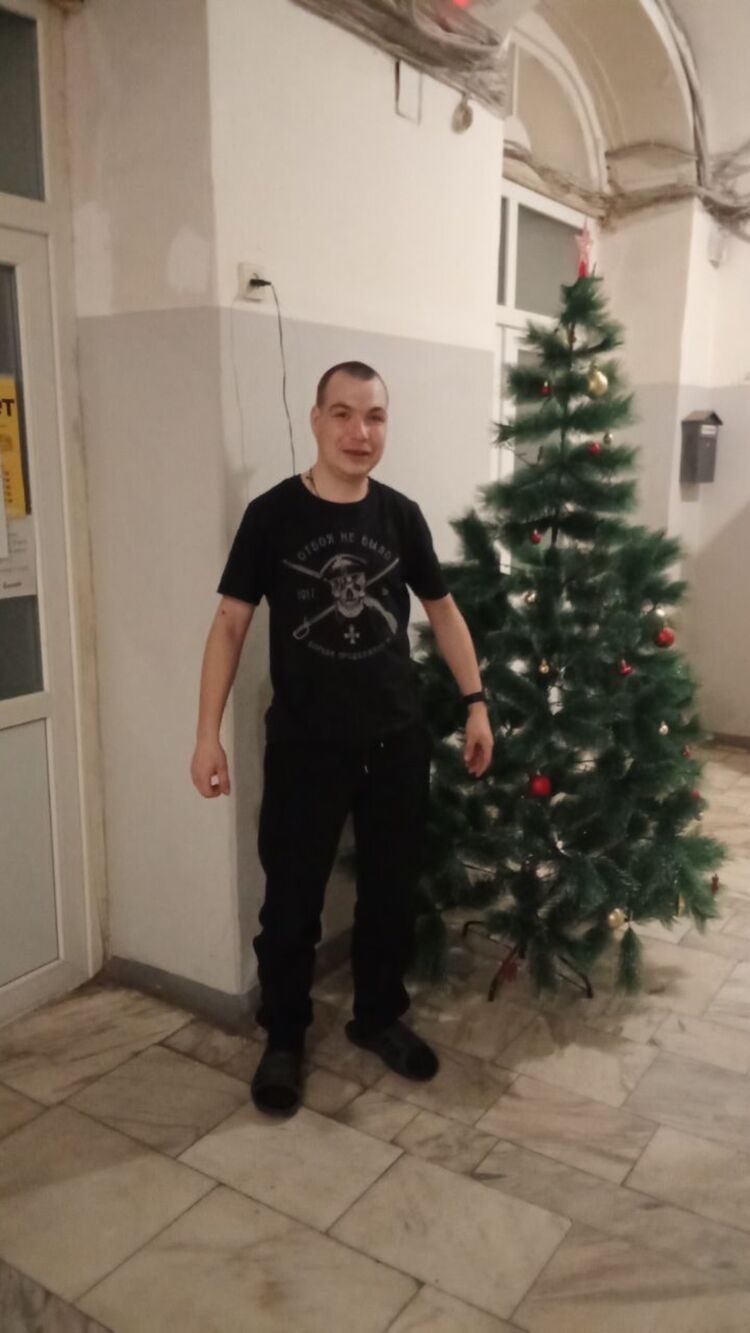  49096530  Dima, 33 ,    