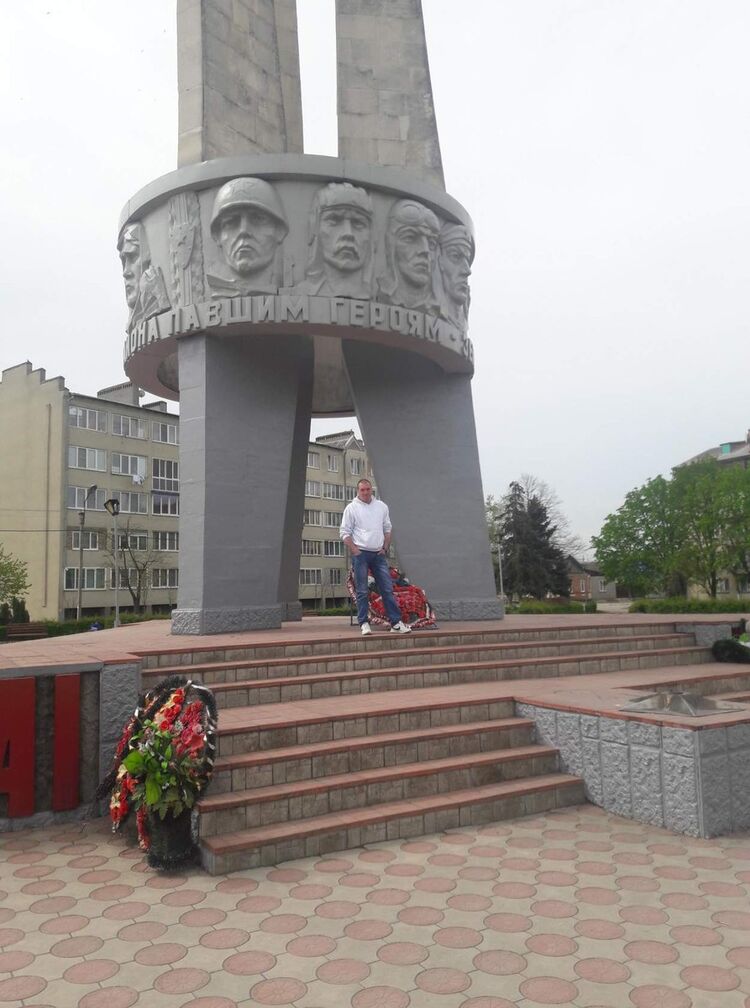  ,   , 48 ,   , 