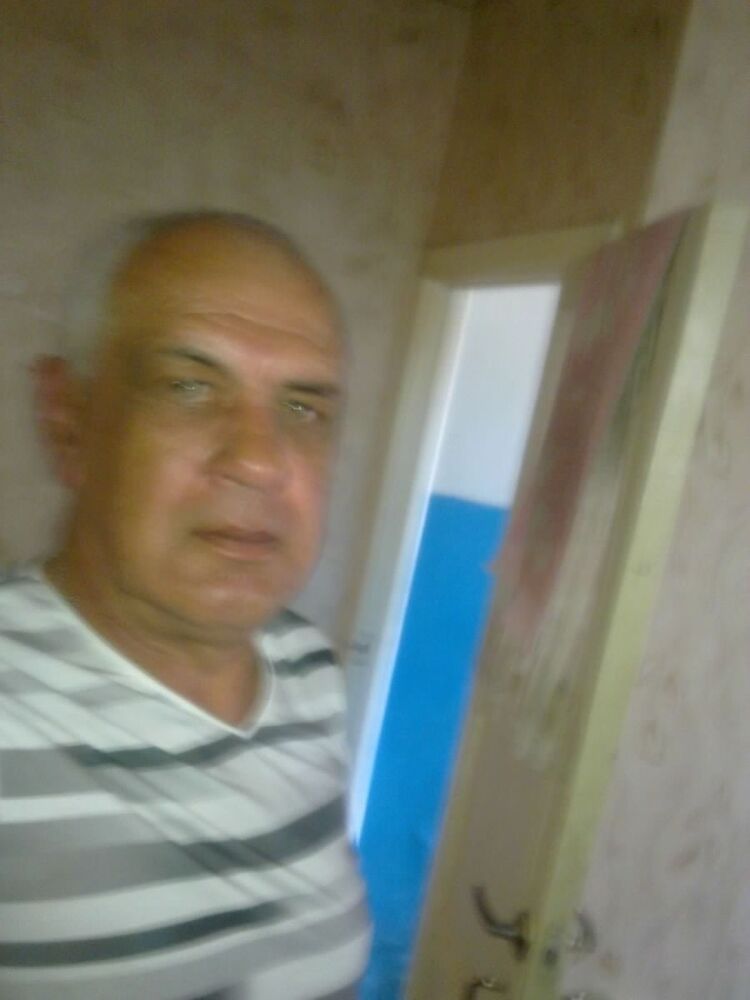  8890670  , 58 ,    