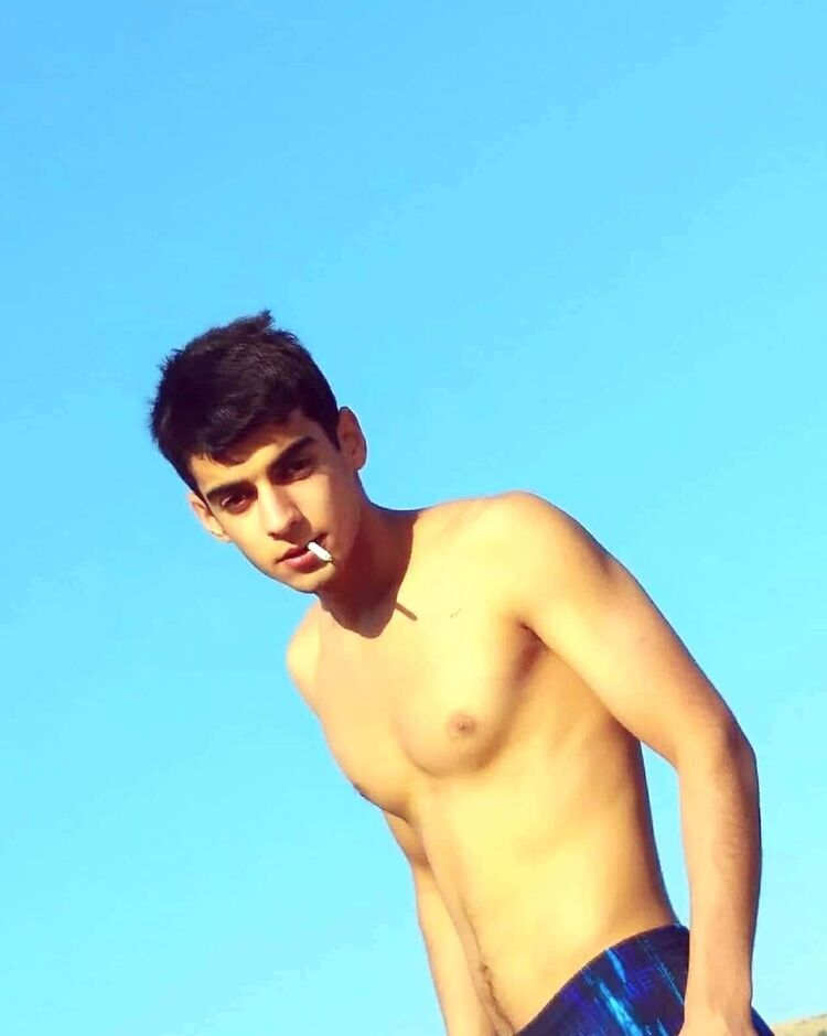  ,   Alik, 28 ,   ,   , c 