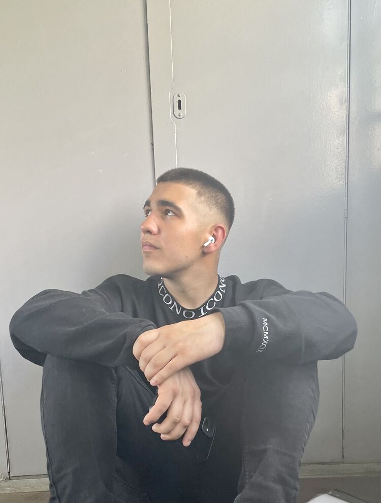  43902310  , 25 ,    