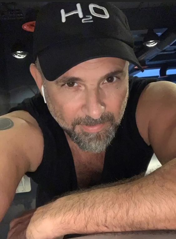 ���������� ���������, ���� ������� Alex Raymond, 58 ���, ������������ ��� ������, ����� � ���������