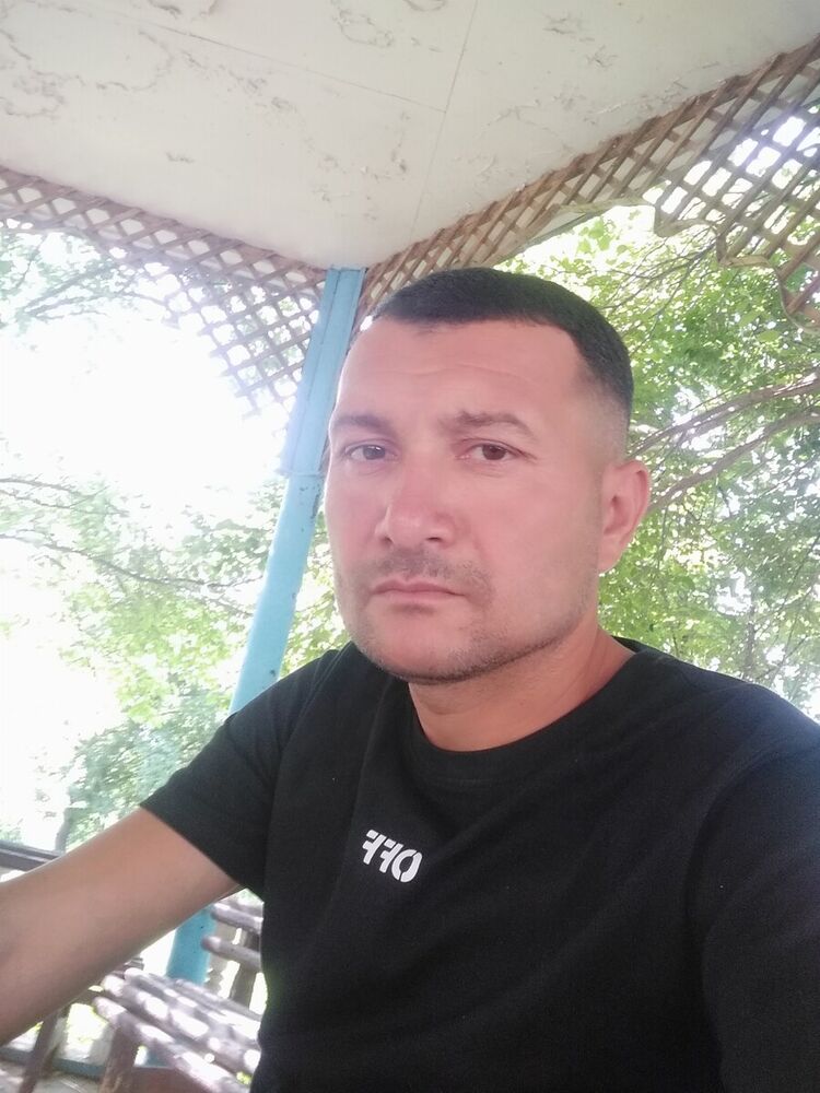  20231330  Gafurjon, 42 ,    