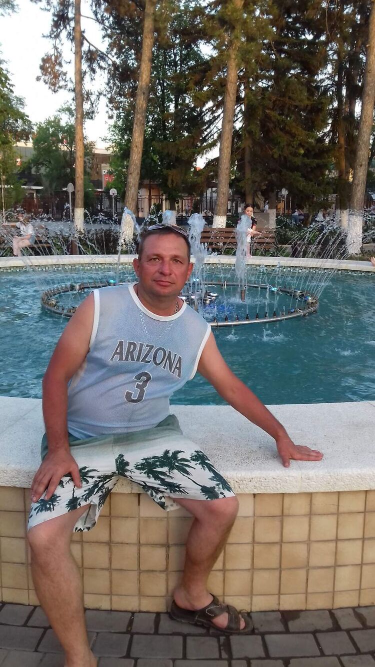  36345180  Vladislav, 47 ,    