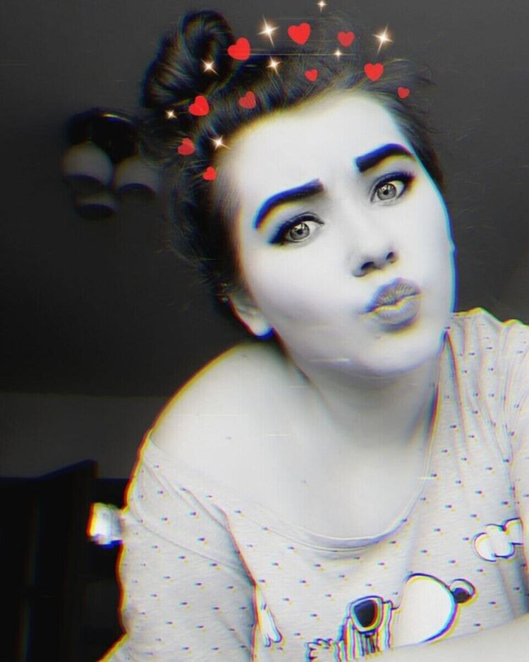  24790170  , 23 ,    