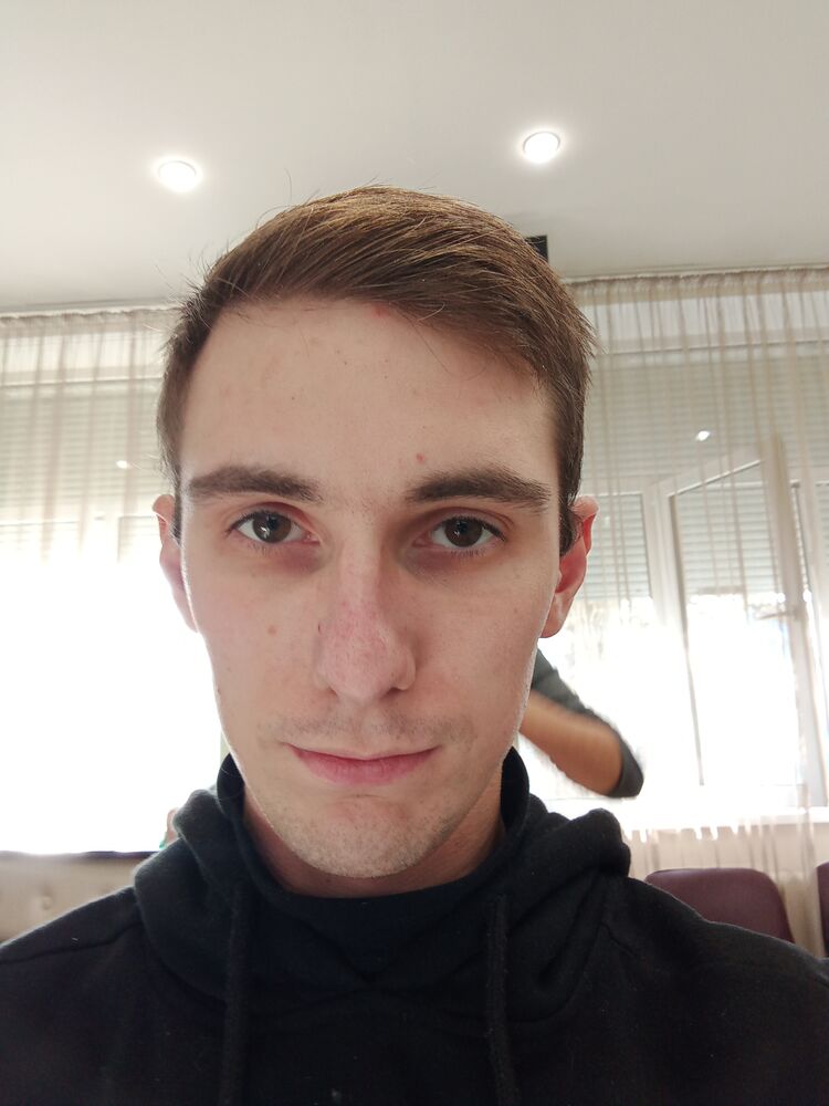  44495640  , 26 ,    