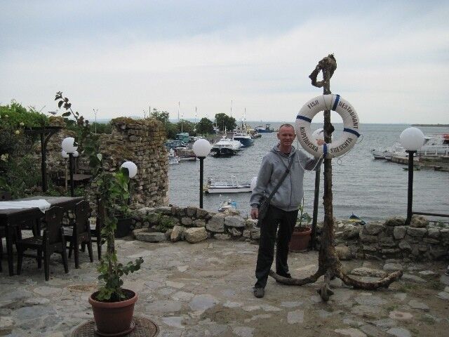  12041240  Volobimir, 46 ,    