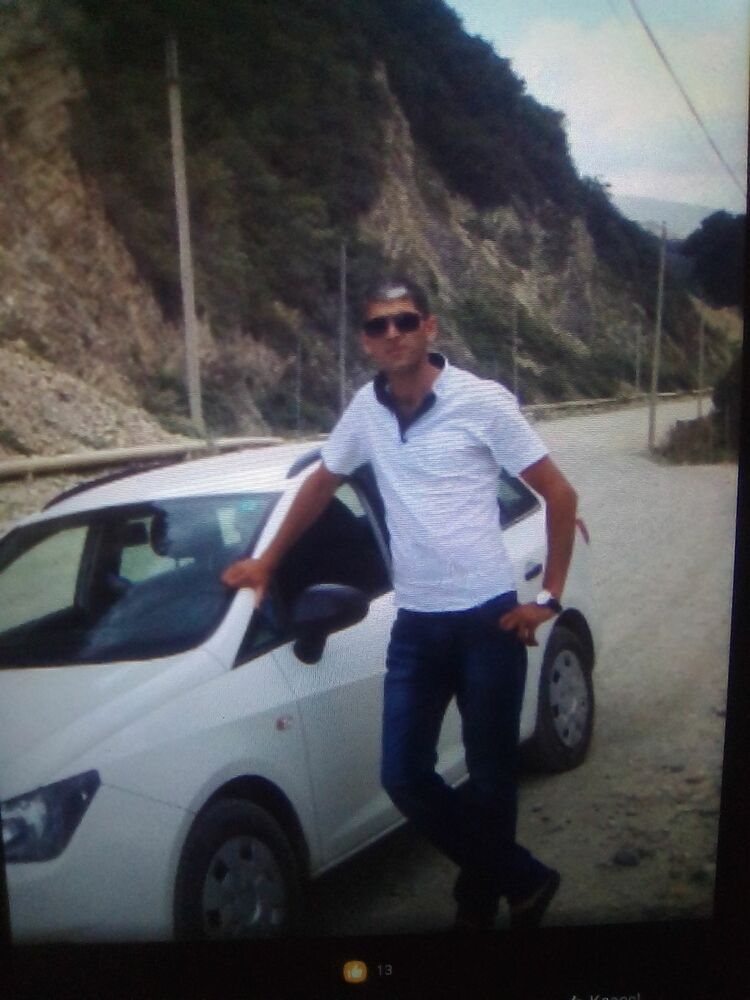  ,   Mais, 44 ,   ,   , c 