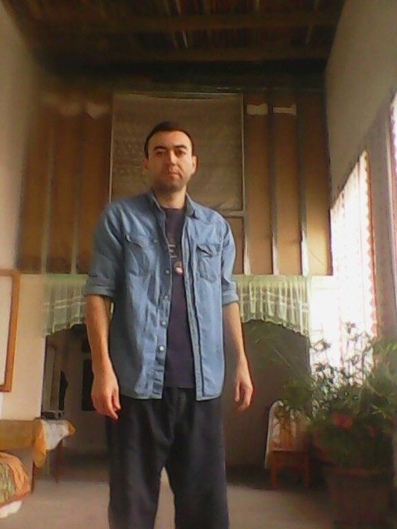  ,   Don karlione, 37 ,   