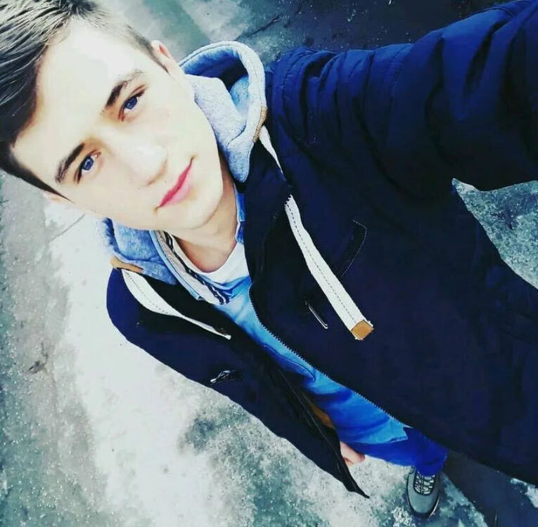  48912680  , 25 ,    