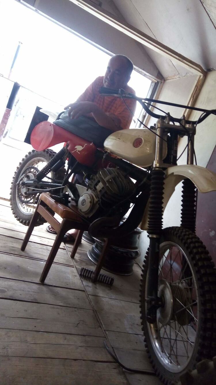  43984560  , 59 ,    
