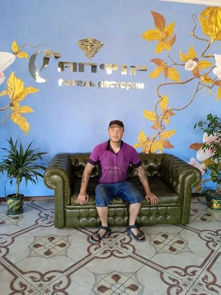  42815600  , 28 ,    