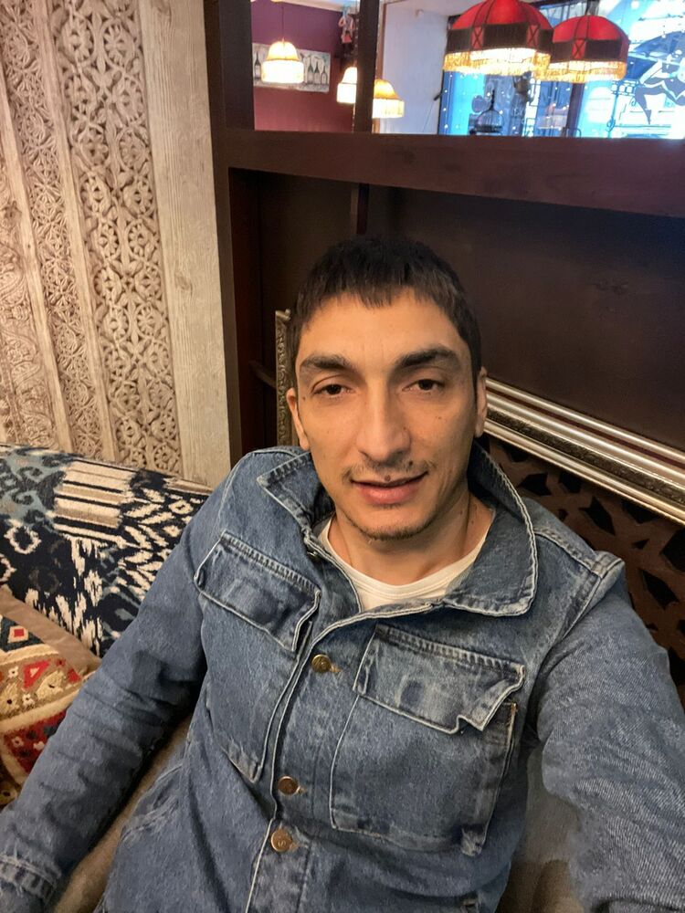 43204790  , 37 ,    