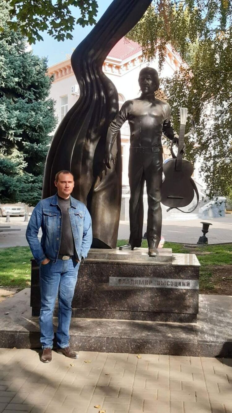  35864740  , 37 ,    --