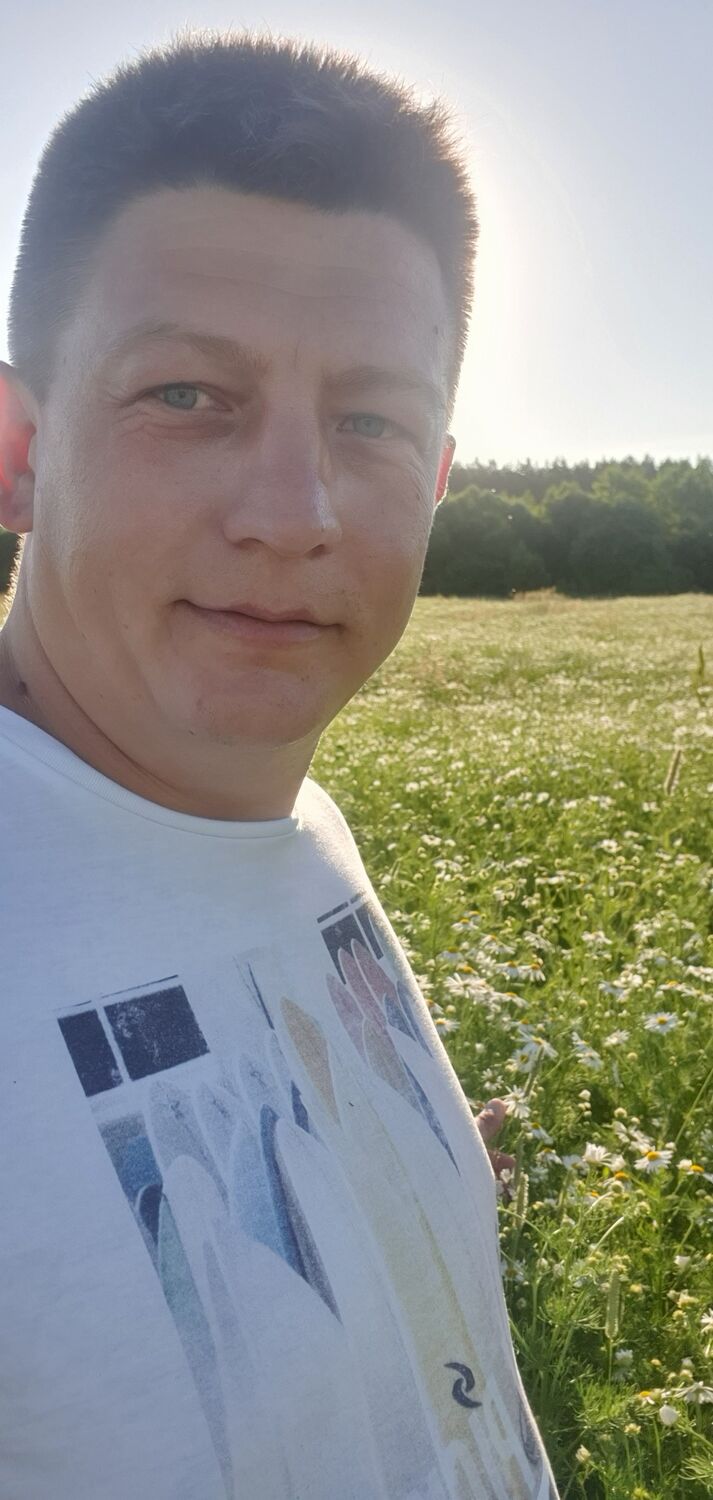  ,   Rafis, 35 ,   ,   