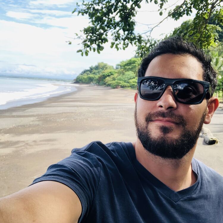  -,   Gabriel, 32 ,   ,   