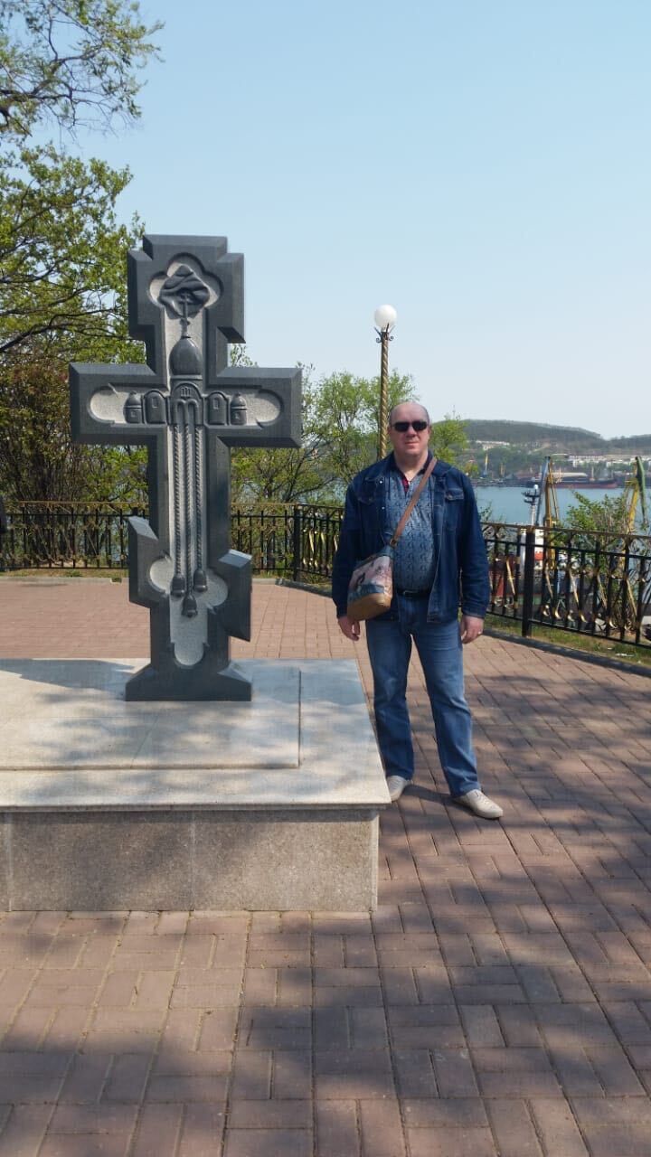  33395100  Aleksandr, 48 ,    