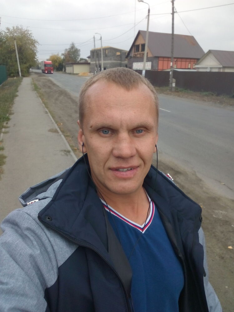  29478960  Oleg, 41 ,    