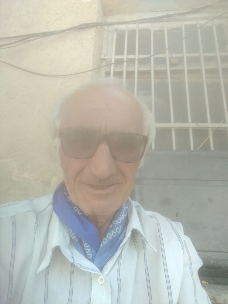  ,   Giorgi, 72 ,   ,   