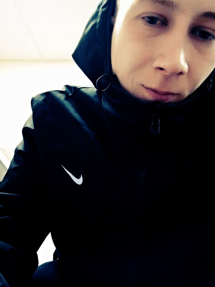  38428260  Vladimir, 25 ,    