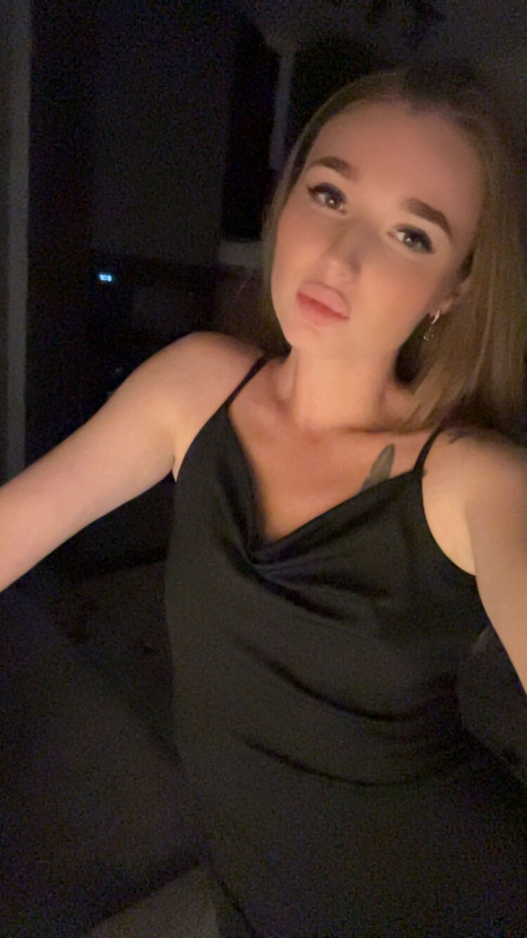  45863570  , 24 ,    